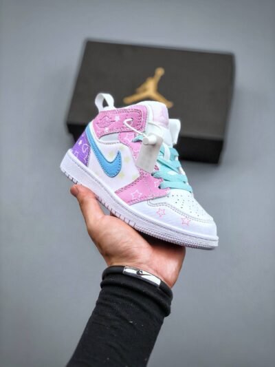 Nike Air Jordan 1 Children’s shoes