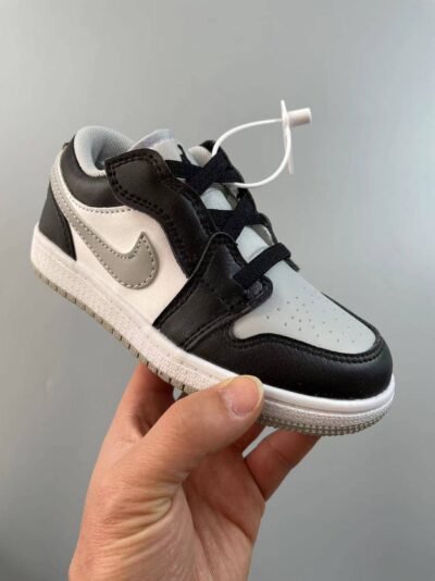 Nike Air Jordan 1 Children’s shoes