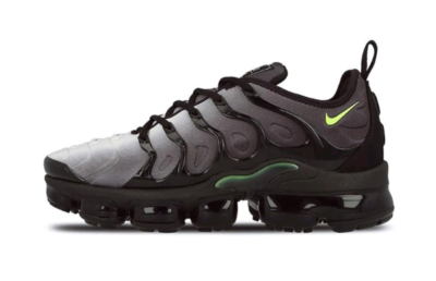 Nike Air VaporMax Plus Black Volt