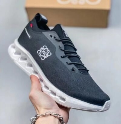 On Cloudmonster Shoes