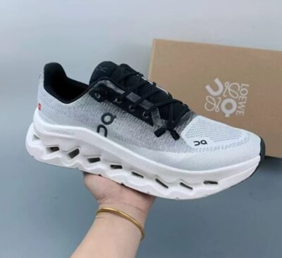 On Cloudmonster Shoes