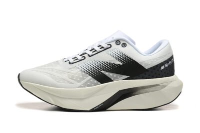 New Balance FuelCell Rebel V4