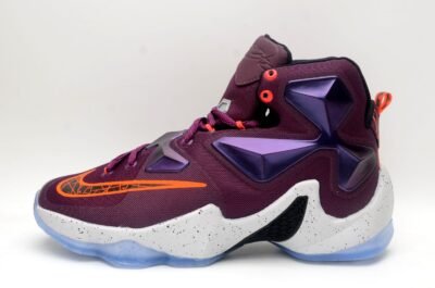 Nike LeBron James 13 Basketball shoes
