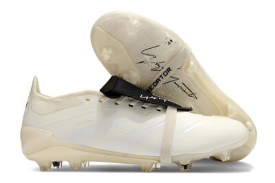 Women PREDATOR 24 FG