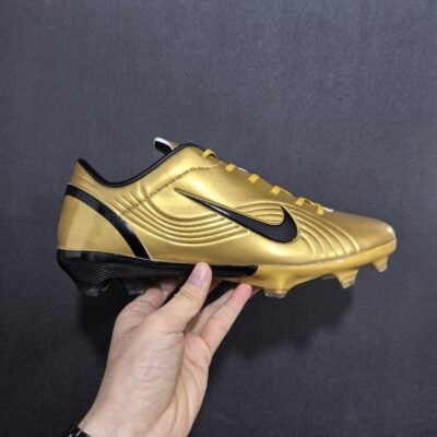 NIKE Mercurial Vapor 1 FG Retro