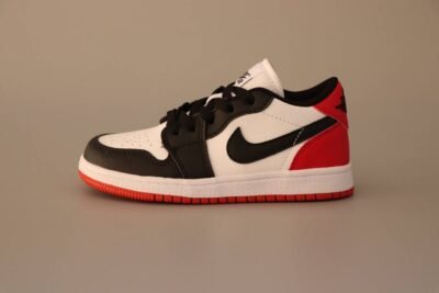 Nike Air Jordan 1 Children’s shoes