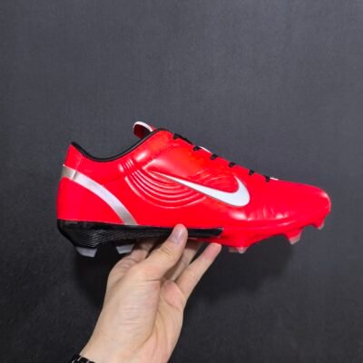 NIKE Mercurial Vapor 1 FG Retro