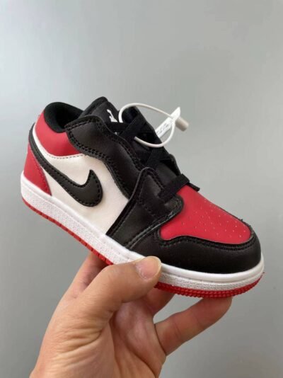 Nike Air Jordan 1 Children’s shoes