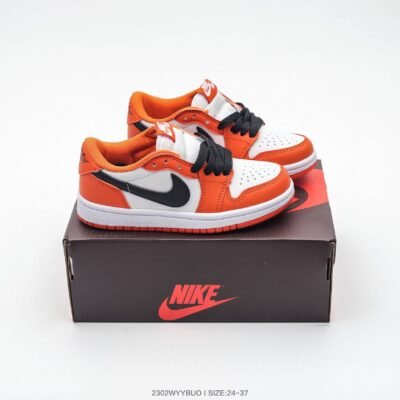 Nike Air Jordan 1 Children’s shoes