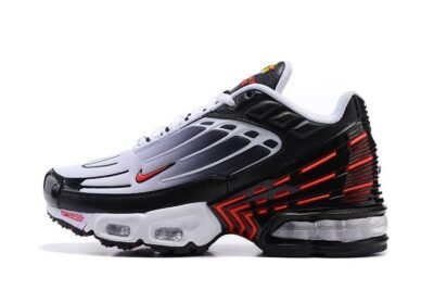 <aside class='transcy-advanced-lang'>Nike Air Max TN más 3 zapatos para niños</aside>