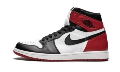 Air Jordans 1 Retro High OG “Black Toe” 555088-125