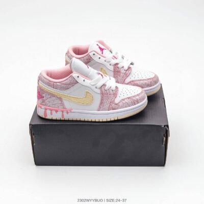 Nike Air Jordan 1 Children’s shoes