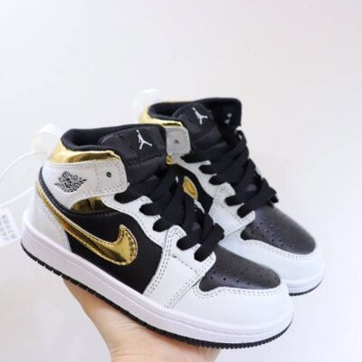 Nike Air Jordan 1 Children’s shoes