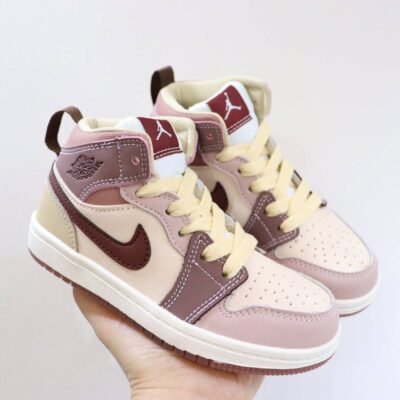 Nike Air Jordan 1 Children’s shoes