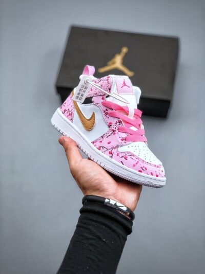 Nike Air Jordan 1 Children’s shoes