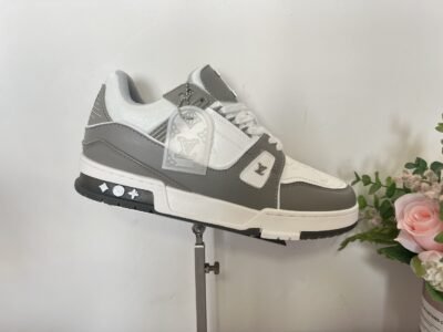 Louis Vuitton LV 2th