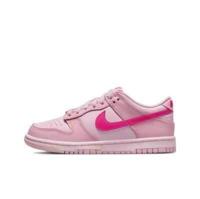 Nike Dunk Low Triple Pink
