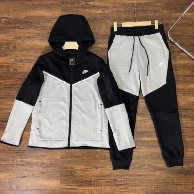 Nike NSW Tech Fleece Sportswear set