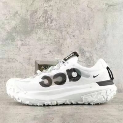 Nike ACG Mountain Fly 2