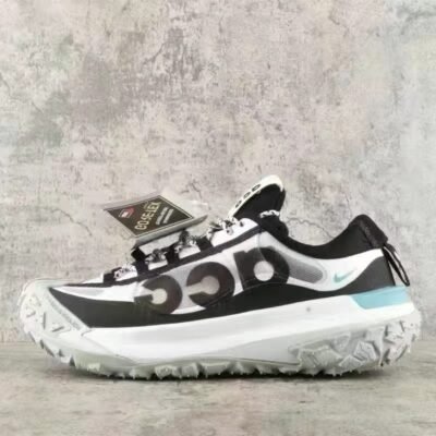 Nike ACG Mountain Fly 2