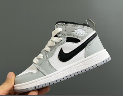 Nike Air Jordan 1 Children’s shoes